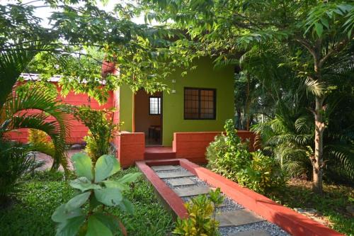 Dandeli Haus | Dandeli Stone Woodz