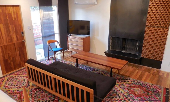 Albuquerque Wohnung | Danish Modern Luxury Spa Retreat