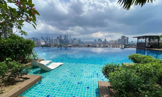 Taman Keramat Wohnung | Datum Jelatek by Plush