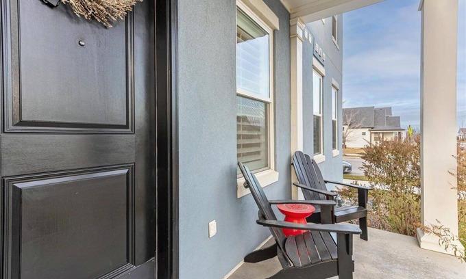 Daybreak Haus | Daybreak Lake 30+ Day Stay!