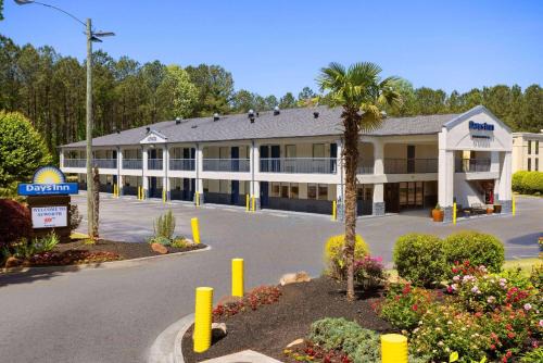 Acworth Hotel | Days Inn by Wyndham Acworth