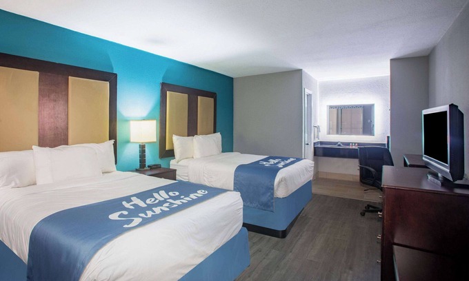 Mobile Hotel | Days Inn by Wyndham Mobile I-65