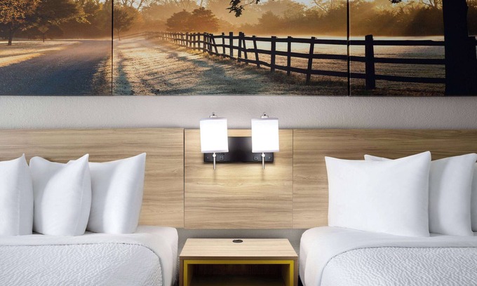 Waycross Hotel | Days Inn by Wyndham Waycross