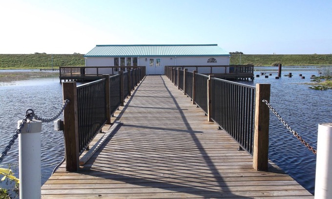 Taylor Creek Hotel | Days Inn Lake Okeechobee