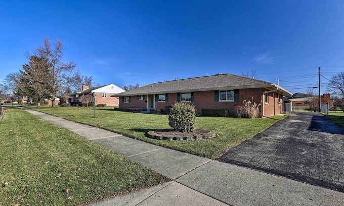 Kettering Haus | Dayton Home w/ Patio & Fire Pit ~ 6 Mi Dtwn!