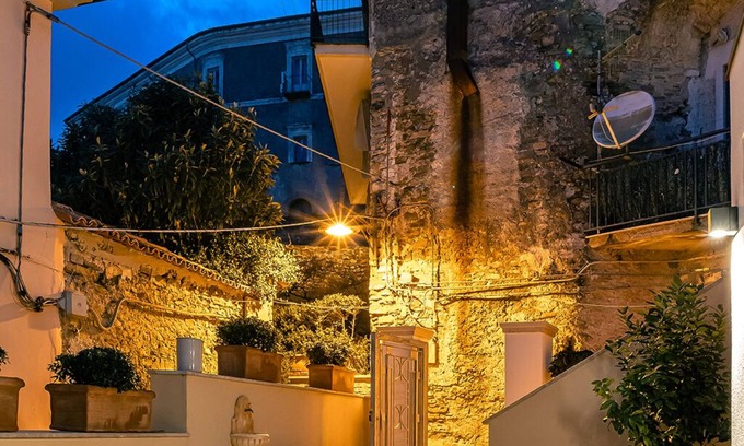 Castellabate Historic Centre Bed & Breakfast | De Gulia Charme and Relax