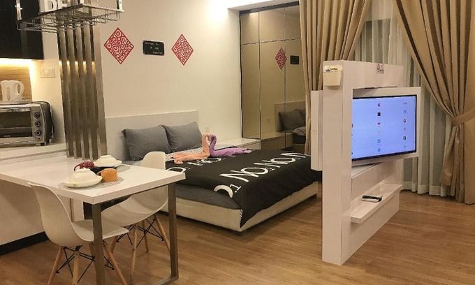 Seri Kembangan Wohnung | De ONe HomeStay#Wifi#Netflix#Highfloor unit