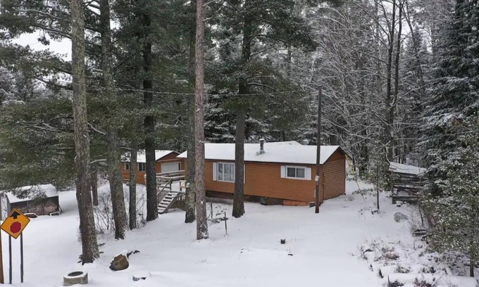 Orr Kabine | Deep Forest Cabin in Minnesota’s Arrowhead