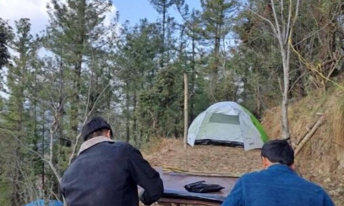 Shimla Wohnmobilvermietung | Delicate camp D