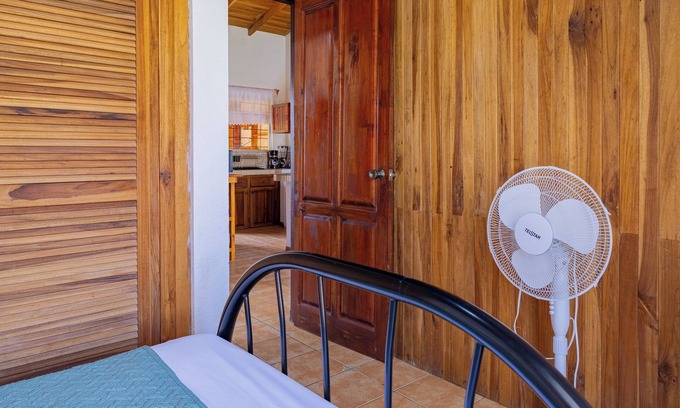 Arenal Haus | Delightful 2-bedroom house in Nuevo Arenal, Near Lake Park Access