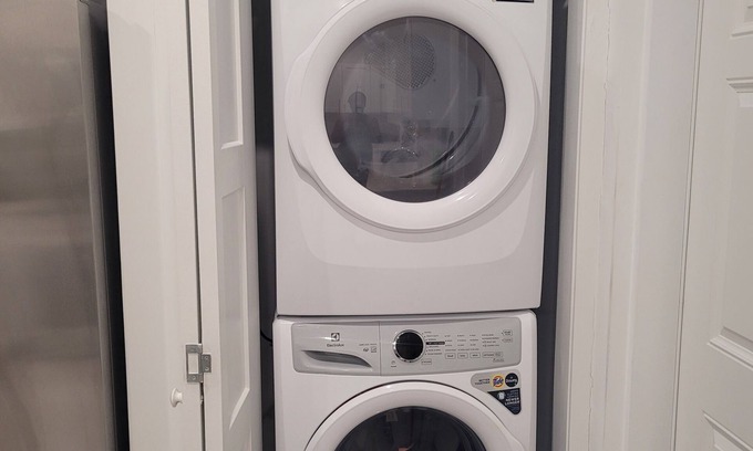 East End Wohnung | Delightful 2-bedroom apartment with AC in East End