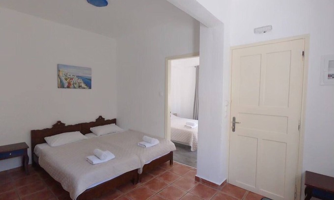 Perissa Wohnung | 4-5 Personen Apartment 30 Meter vom Strand von Perissa entfernt