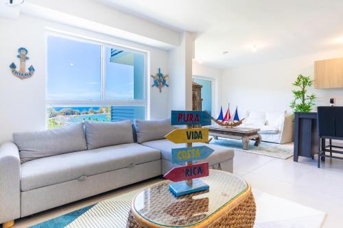 Punta Leona Wohnung | Deluxe Apt with Ocean View & Beach Access only 1 hour drive from San Jose