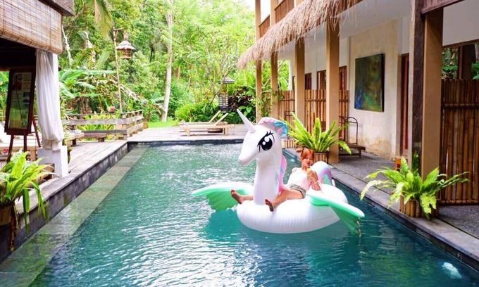 Melayang Resort | Deluxe Pool View # 01