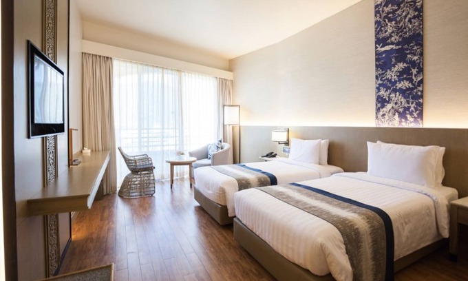 Patong Hotel | Deluxe Zimmer, teilweise Meerblick @ Patong # 08