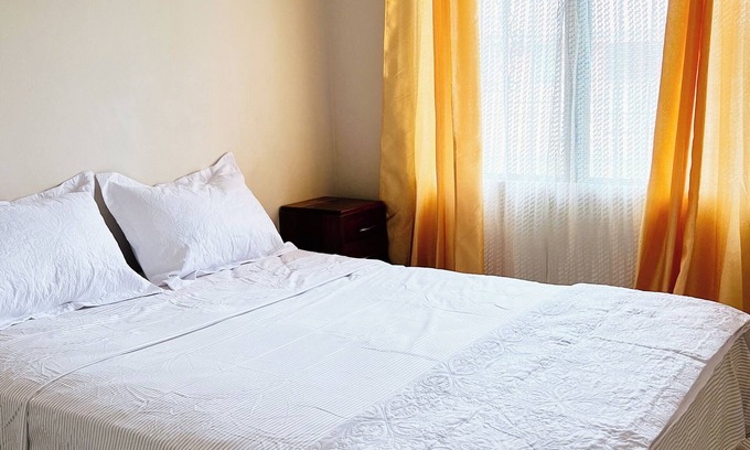 Armenia Wohnung | Democratic Rest - Room in bungalow with WiFi & AC