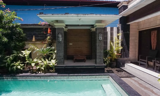 By Pass Ngurah Rai Haus | Denays Guest House Jimbaran