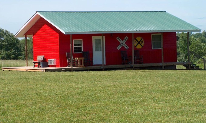 Fancy Gap Kabine | #Depot - Authentische Eisenbahn Cabooses und Depot direkt an der Blue Ridge Parkway
