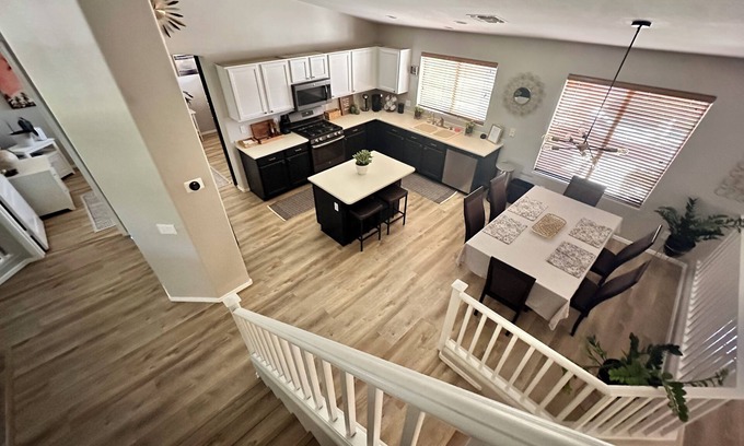 Signal Heights Haus | Desert Oasis: 4BD/3BA, Lux Resort Pool in Mesa, AZ