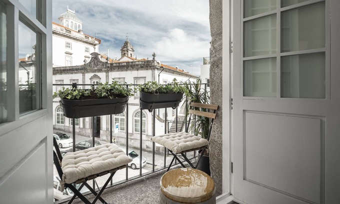 Centro / Baixa Wohnung | Luxuriöses exklusives Haus im Herzen des historischen Viertels, AIRCO, WIFI, BALKON