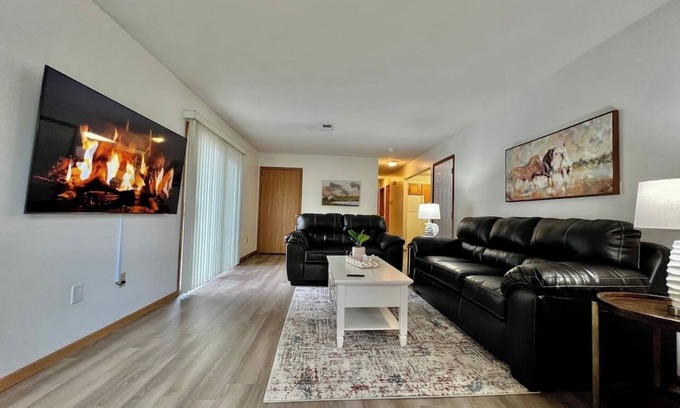 Middletown Haus | Destiny's Charming remodeled 2 bed GEM Middletown