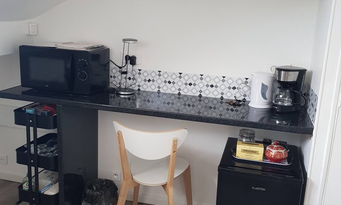 Beaute Baltard Wohnung | Unabhängiges Dachzimmer in einem sicheren Gebäude