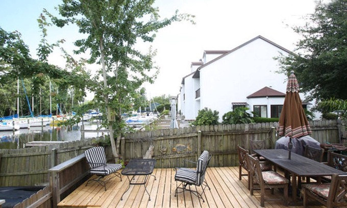 Mandeville Haus | Dew Drop By-You Eigentumswohnung