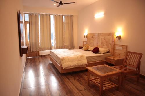 Aleo Haus | Dew Drop Stays