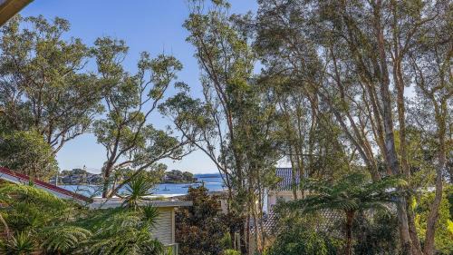Tanilba Bay Haus | Diggers Drive No11