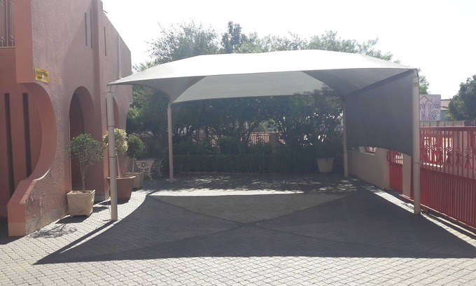 Moses Kotane Bed & Breakfast | Diphororo Guest House