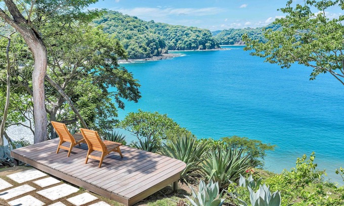 Papagayo Peninsula Haus | Direct Beach access | Reviews in description | Expansive Ocean Views | Ultra Private