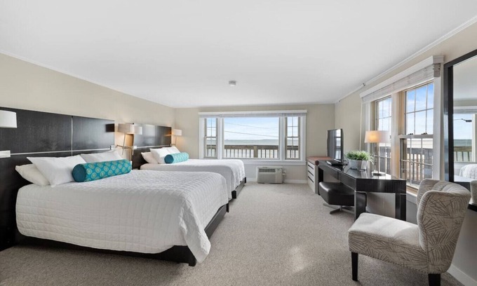 Falmouth Heights Hotel | 2 Double Bed Oceanview Stay + Shared Deck