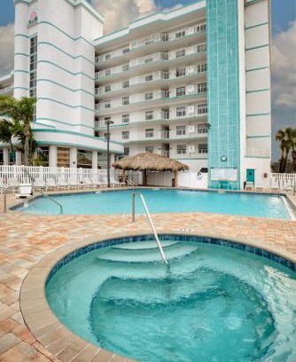 Port Canaveral Resort | Discovery Beach Resort