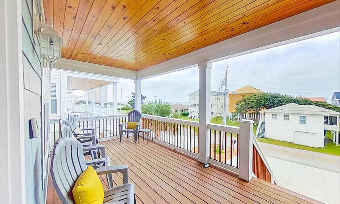 Atlantic Beach Haus | Divine By The Beach