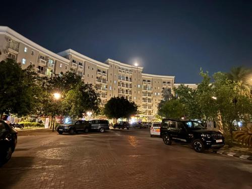 Vrindavan Wohnung | Divine Luxury Gateway