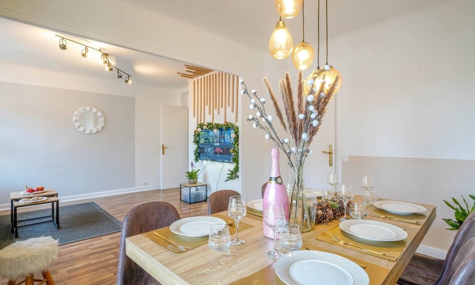 Divonne-les-Bains Wohnung | Divonna - 4 étoiles - Pavillon central de Divonne