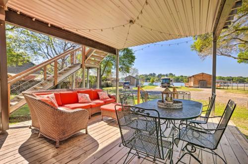 Willis Haus | Dock Access and Rooftop Deck Cabin on Lake Conroe