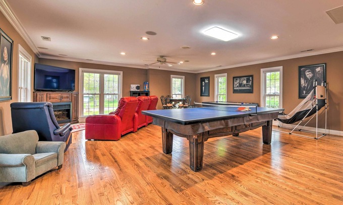 Mount Gilead Villa | Grand Mt Gilead Villa on Lake Tillery w/ Dock