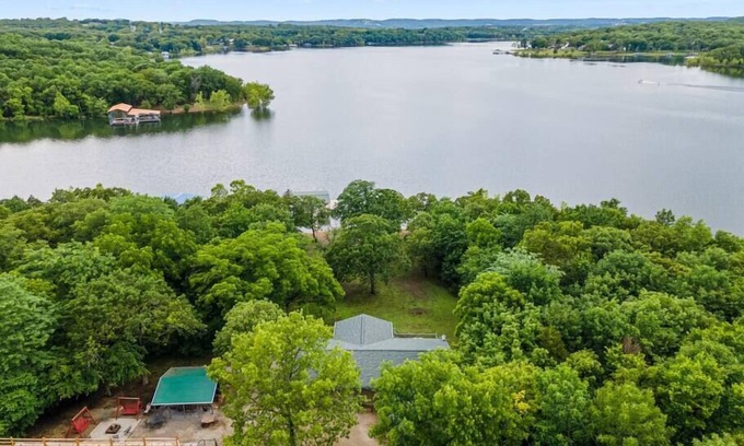 Shell Knob Haus | Dockside Getaway Lakefront, Campfire, Cooking Area