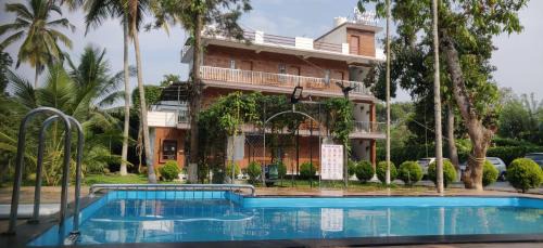 Kalpetta Wohnung | DOLPHIN ENCLAVE SERVICE STUDIO APARTMENTS