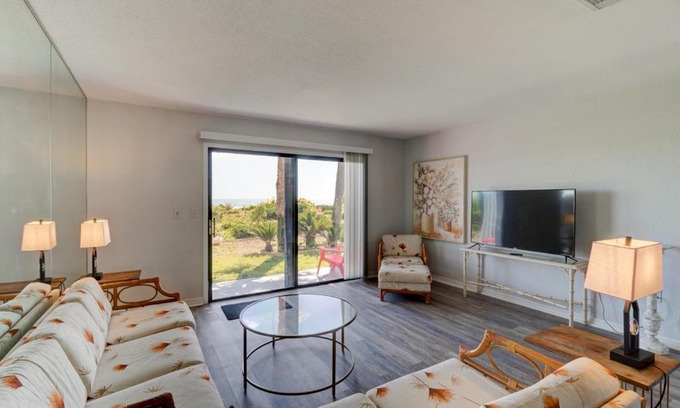 Southern Shores Haus | Dolphin Watcher 2 Bed Townhouse