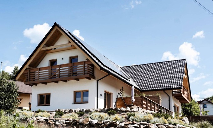 Wisla Haus | Domek pod Szarowym Lasem by Interhome