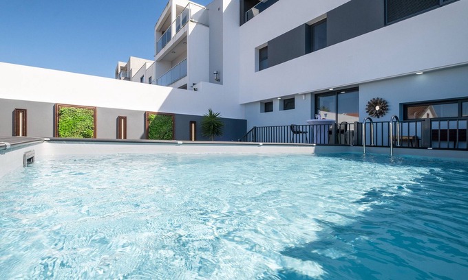 Lagoa Haus | Don Jose Ocean View Heated Pool
