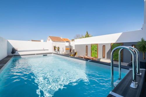 Lagoa Haus | Don Jose Ocean View Heated Pool