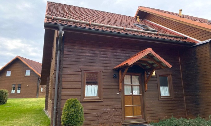Rotacker Haus | Doppelhaushälfte in Hasselfelde