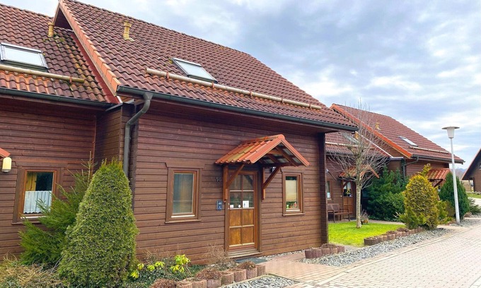 Rotacker Haus | Doppelhaushälfte in Hasselfelde