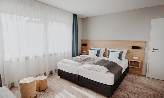 Punderich Haus | Doppelzimmer "Peres" im "Haus an der Chaussee" - Landidyll Hotel-Restaurant "Zur