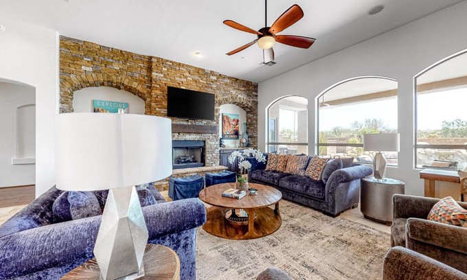 Dove Mountain Haus | Dos Lagos