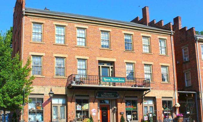 Coshocton Wohnung | Dottie's Place in Heart of Historic Roscoe Village