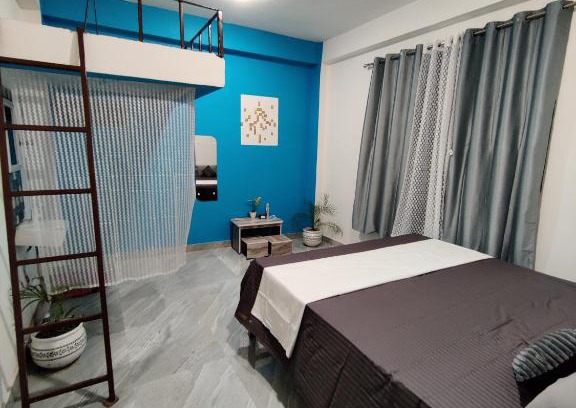 Golaghat Haus | Double Deluxe with bunk, central zone